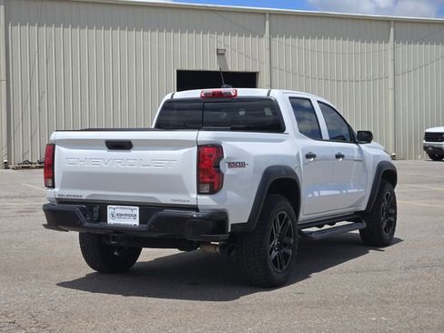 Used 2024 Chevrolet Colorado Trail Boss w/ Technology Package AWD/4WD image 7
