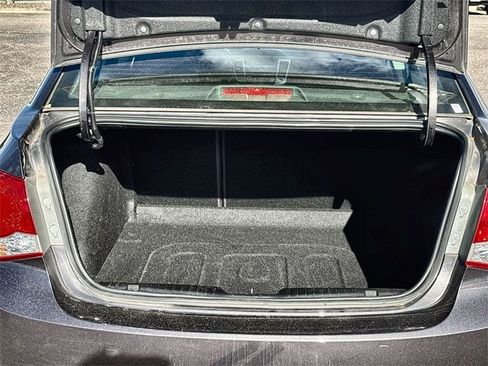 Used 2014 Chevrolet Cruze LT w/ Technology Package image 19