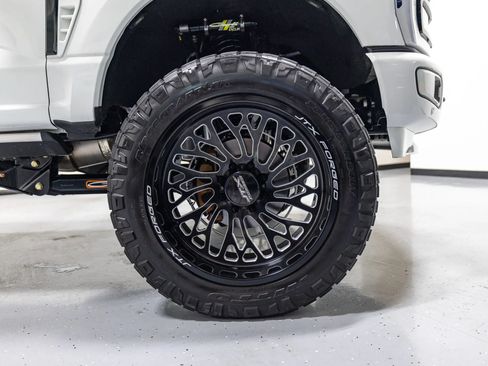 Used 2024 Ford F250 Limited w/ FX4 Off-Road Package AWD/4WD image 35