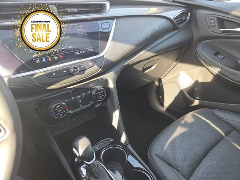 Used 2023 Buick Encore GX Essence w/ Experience Buick Package image 36