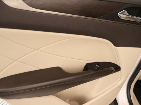 Used 2019 Lincoln MKC Reserve w/ MKC Climate Package FWD image 17
