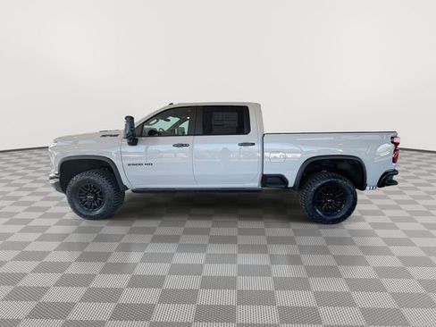 New 2026 Chevrolet Silverado 2500 ZR2 w/ LPO, Dark Essentials Package AWD/4WD image 6