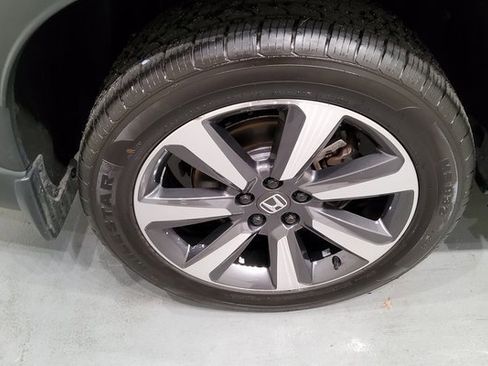 Used 2023 Honda Pilot Touring image 35