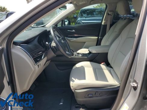 Certified 2023 Cadillac XT4 Luxury FWD image 19