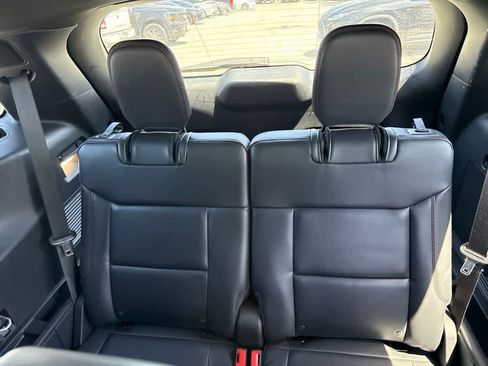 Used 2025 Ford Explorer ST-Line w/ ST-Line Street Pack AWD/4WD image 13