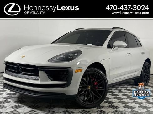 Used 2025 Porsche Macan S AWD/4WD image 1