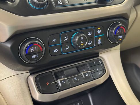 Used 2021 GMC Acadia Denali w/ Denali Technology Package image 42