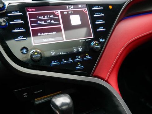 Used 2019 Toyota Camry XSE FWD image 30