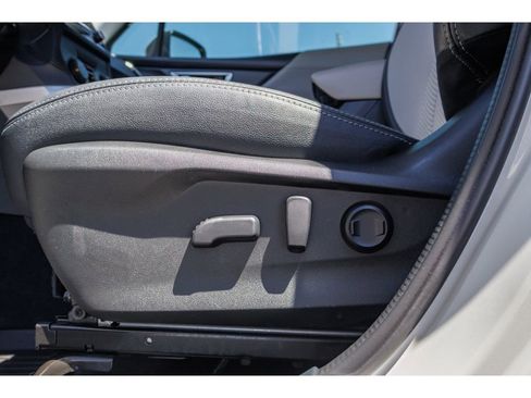 Certified 2022 Subaru Forester Premium AWD/4WD image 16