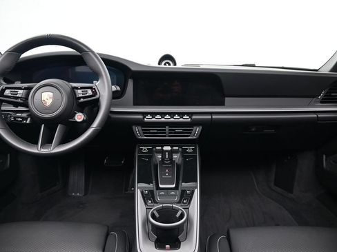 Certified 2026 Porsche 911 Targa 4S AWD/4WD image 8