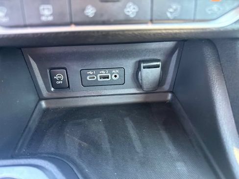 Used 2024 Nissan Sentra SV w/ All-Weather Package FWD image 18