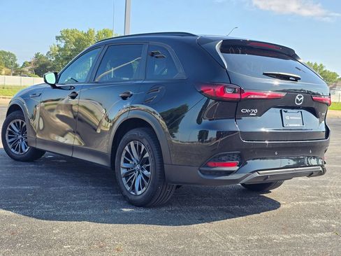 Used 2025 MAZDA CX-70 3.3 Turbo w/ Preferred Package AWD/4WD image 14