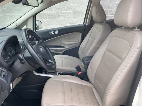Used 2019 Ford EcoSport Titanium FWD image 12