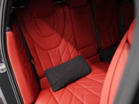 Used 2025 BMW XM image 58