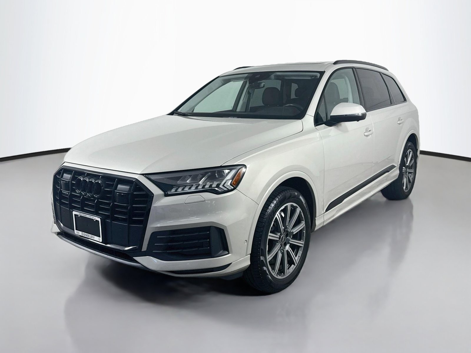 Used 2023 Audi Q7 2.0T Premium Plus AWD/4WD image 1
