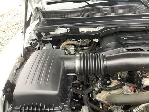 Used 2021 RAM 1500 Laramie AWD/4WD image 14