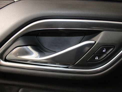 Used 2023 Chevrolet Tahoe LT w/ Luxury Package image 22