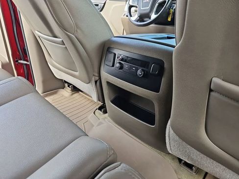 Used 2015 GMC Yukon SLE w/ Convenience Package image 19