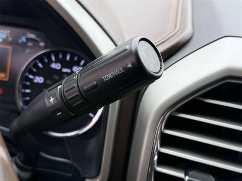 Used 2017 Ford F250 King Ranch w/ King Ranch Ultimate Package image 35