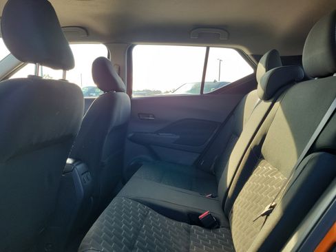 Certified 2023 Nissan Kicks SV image 11