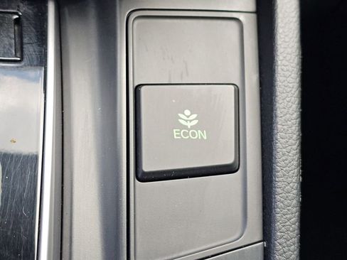 Used 2017 Honda CR-V EX-L image 10