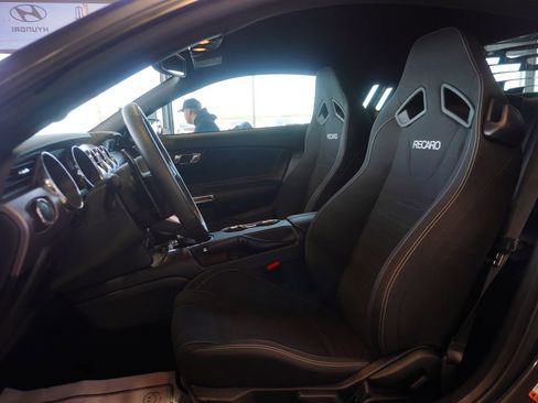 Used 2015 Ford Mustang GT image 19