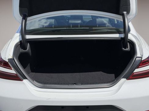 Used 2025 Genesis G70 2.5T RWD image 12