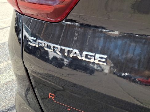 Used 2022 Kia Sportage LX w/ LX AWD Value Edition Package image 28