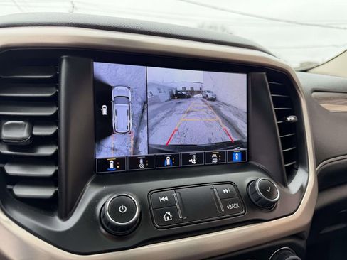 Used 2023 GMC Acadia Denali w/ Black Diamond Edition AWD/4WD image 40