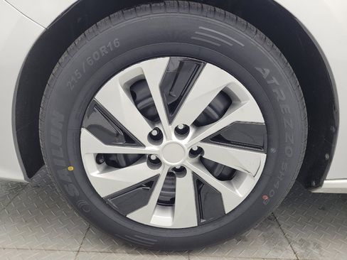 Used 2020 Nissan Altima 2.5 S FWD image 31