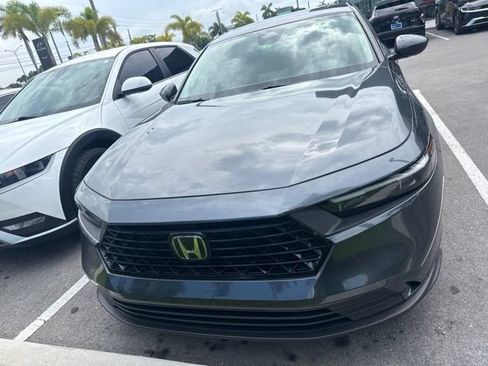 Used 2024 Honda Accord EX image 2