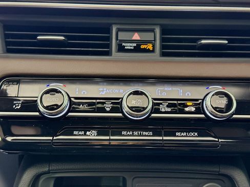 New 2026 Honda Pilot Touring image 23