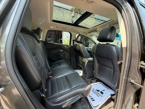 Used 2017 Ford Escape Titanium AWD/4WD image 34