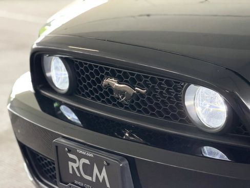 Used 2014 Ford Mustang GT w/ Electronics Package RWD image 9