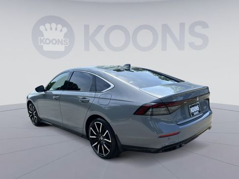 Used 2024 Honda Accord Touring image 8