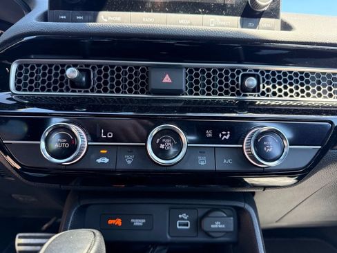 Used 2024 Honda Civic Sport image 15