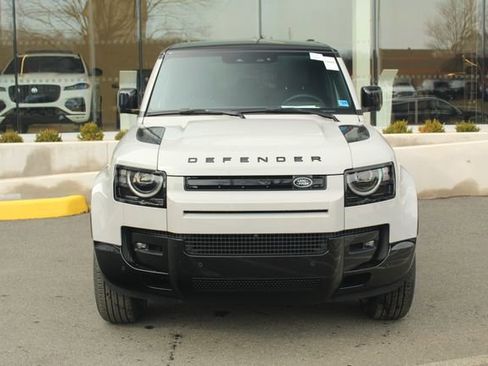 New 2026 Land Rover Defender 110 X-Dynamic SE image 8