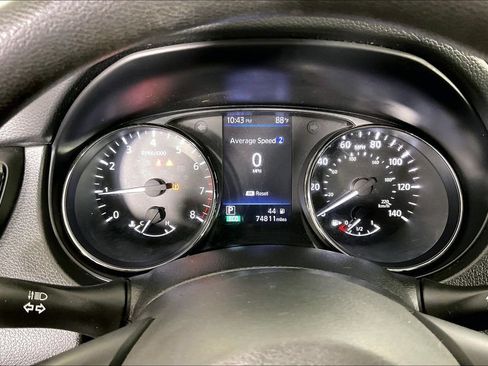 Used 2020 Nissan Rogue S FWD image 24