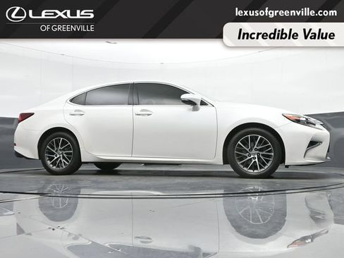 Used 2017 Lexus ES 350 w/ Navigation System Package FWD image 26