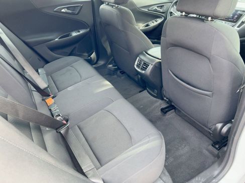 Certified 2024 Chevrolet Malibu LT image 30