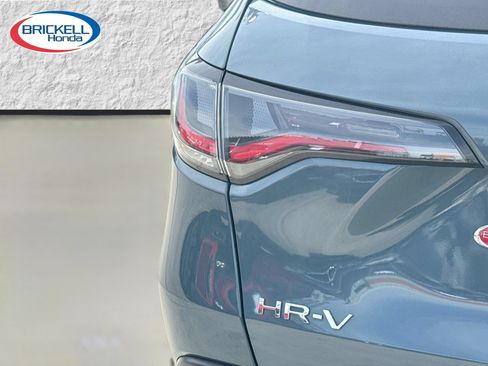 Used 2024 Honda HR-V Sport image 12