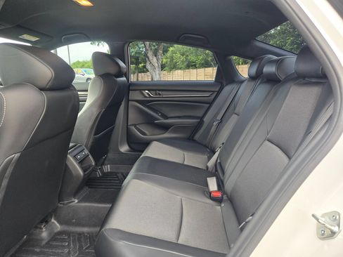 Used 2021 Honda Accord Sport image 14