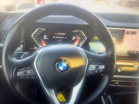 Used 2025 BMW X5 xDrive40i AWD/4WD image 16