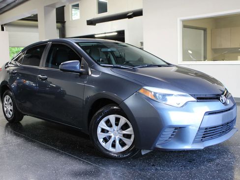 Used 2015 Toyota Corolla L image 1
