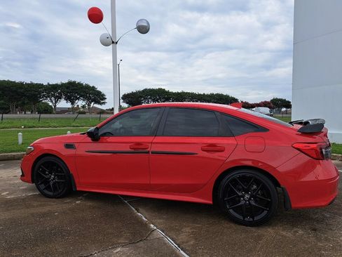 Used 2023 Honda Civic Sport image 7