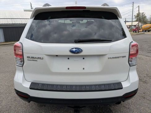 Used 2018 Subaru Forester 2.5i Touring w/ Popular Package #3B image 8