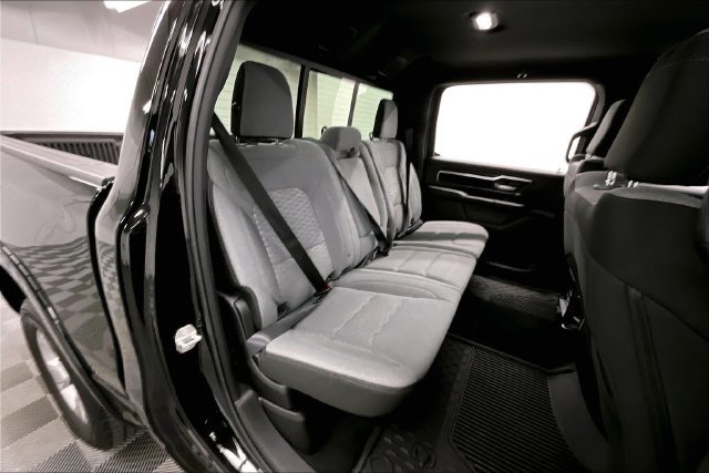 Used 2025 RAM 1500 Big Horn AWD/4WD image 25