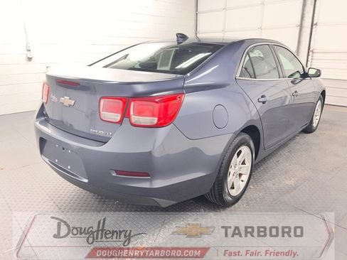 Used 2015 Chevrolet Malibu LT FWD image 10