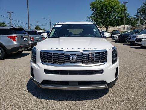 Used 2021 Kia Telluride EX w/ EX Premium Package FWD image 2