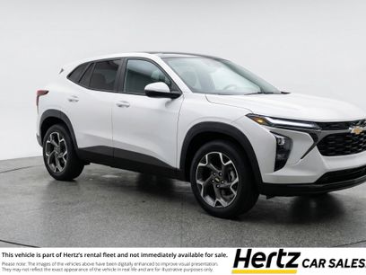 Used 2025 Chevrolet Trax LT